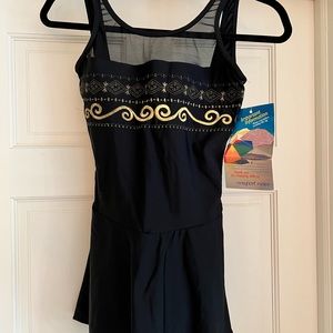 **NWT** Ladies one-piece swimsuit, Size 8
